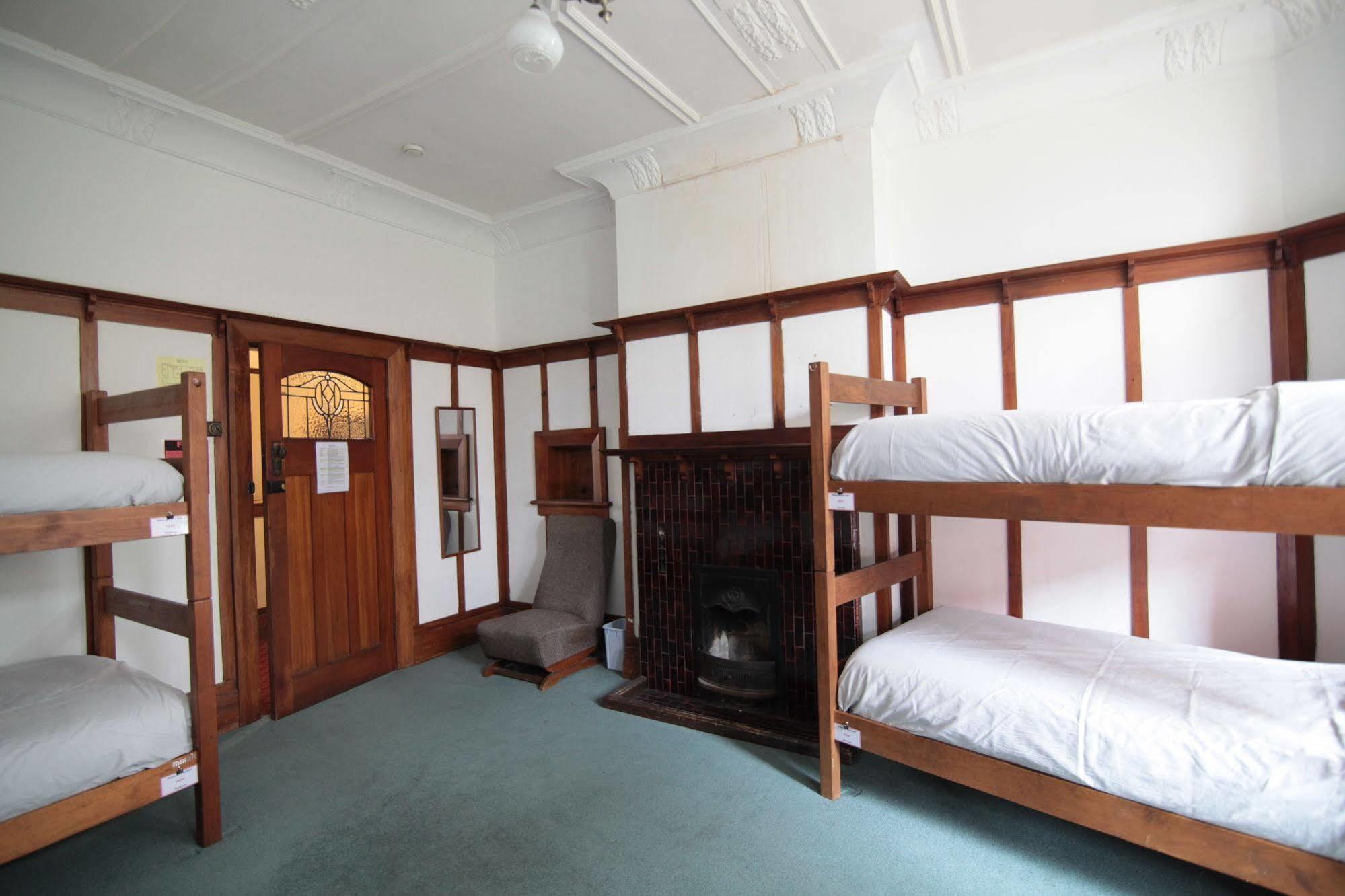 Albergue Manor House Backpackers Dunedin Exterior foto